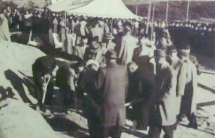 하월곡동 배재대학 기공식 모습(1959). 4·19로 인해 대학 건축이 중단되었다가 후에 대전에 터를 잡게 되었다.