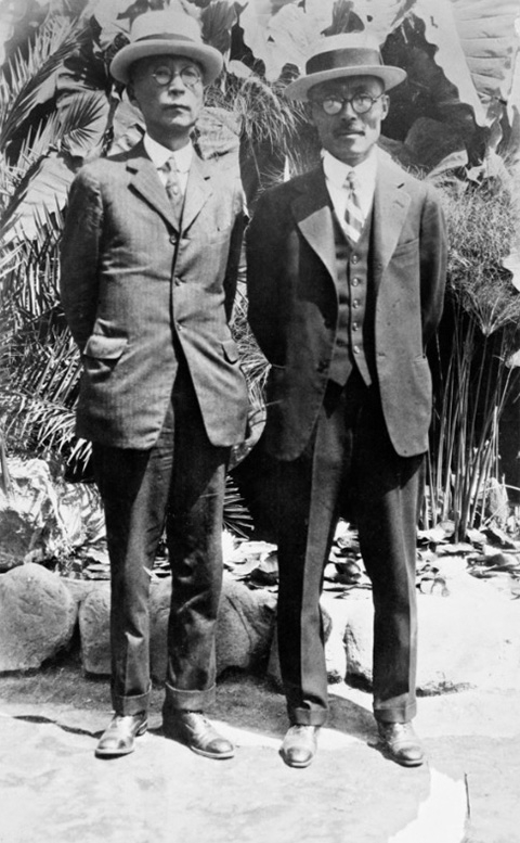 1925년 당시 서재필(왼쪽)과 안창호(오른쪽)