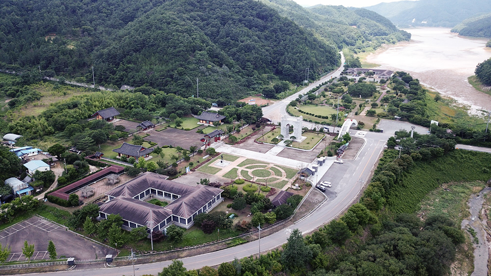 서재필 선생의 생가가 있는 전남 보성의 서재필기념관 전경