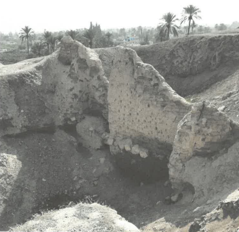 여리고성 중 세워져 있는 유일한 외벽 부분