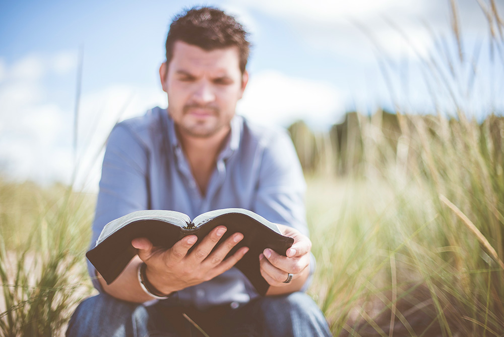 대표기도문을 준비할 때는 하나님과 성도들과의 교제에 집중하도록 한다.