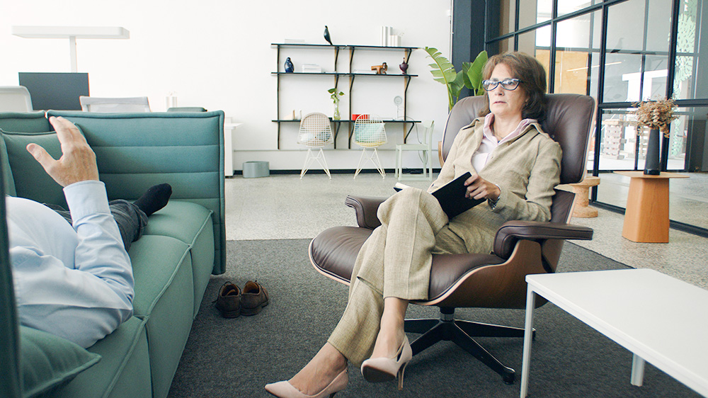 현대 심리상담과 정신 치료 분야에서는 명상을 핵심적인 치료 도구로 통합하며, 그 효과는 광범위한 연구를 통해 다양하게 보고되고 있다.