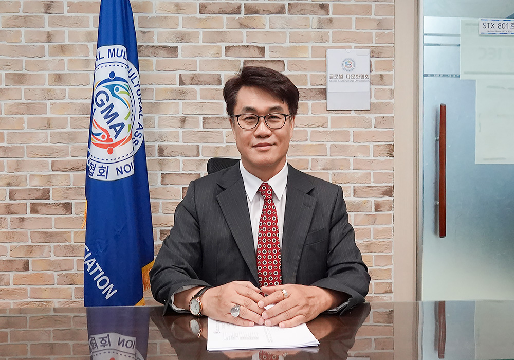 김다니엘 이사장은 “다문화 가정과 이주민들이 국민의 일원으로서 주역의 역할을 할 수 있도록 동기부여 해주는 협회로 발돋움하고자 한다”고 말했다.